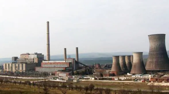 România vinde, Europa naționalizează în plină criză. În timp ce statul preia controlul în principalele țări din UE, noi scoatem la vânzare