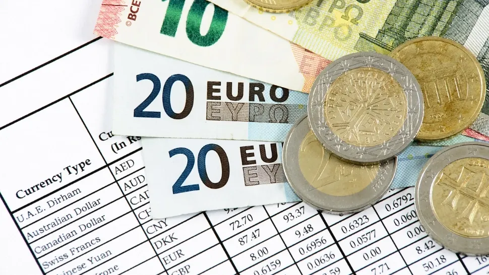 UE avertizează guvernele să nu exagereze cu sprijinul energetic: „Cheltuielile excesive pot duce la o nouă criză fiscală”