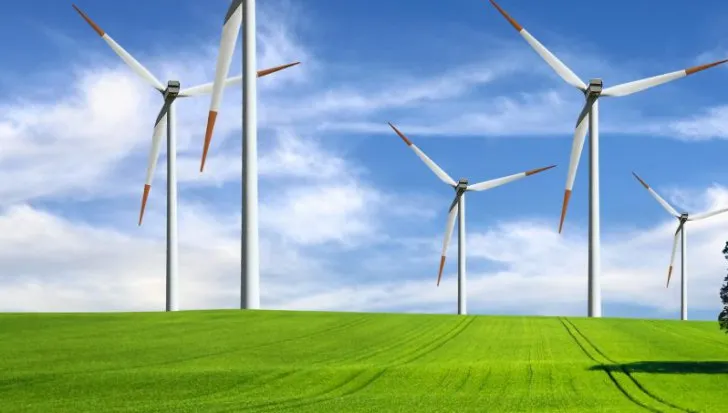 Fost star regional, România pierde investitori în energia regenerabilă