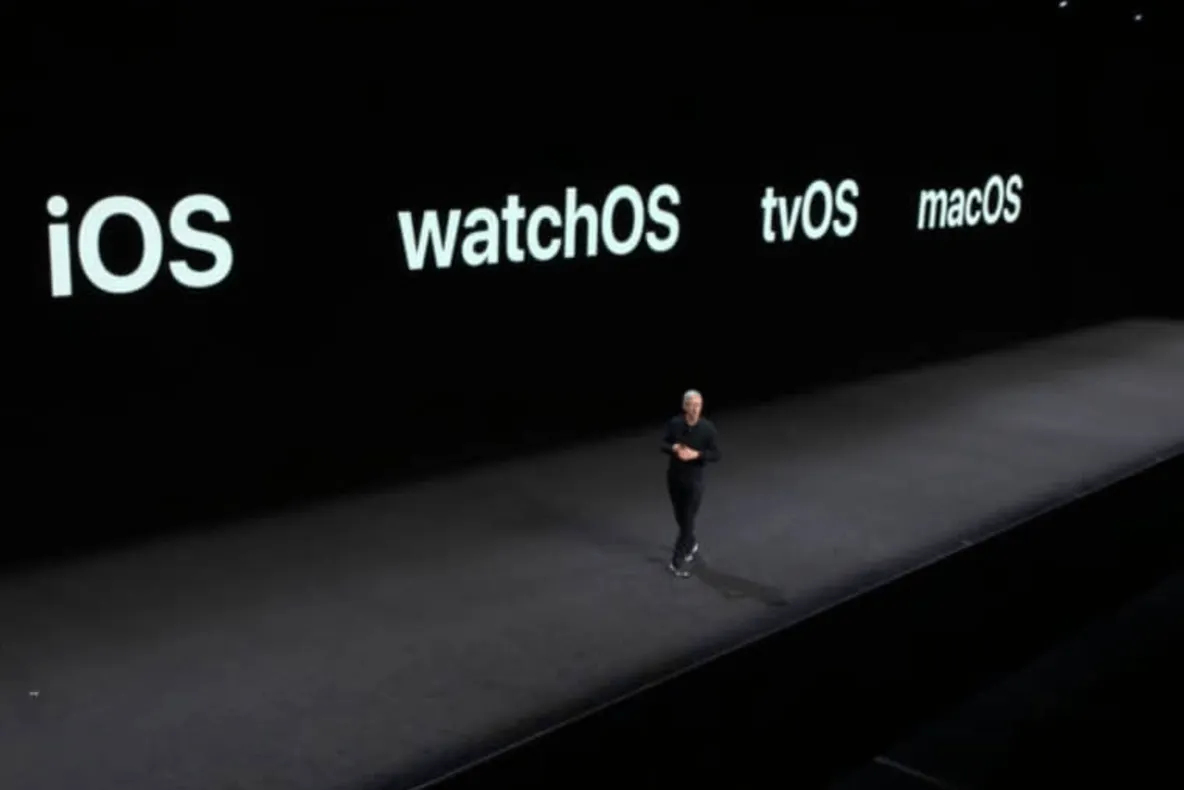Valoarea companiei Apple, aproape de cinci ori PIB-ul României