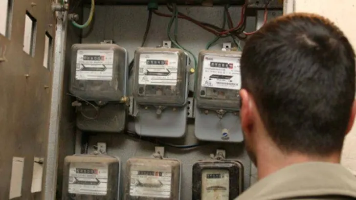 Valul de căldură a scumpit energia electrică cu 46% în doar 2 săptămâni