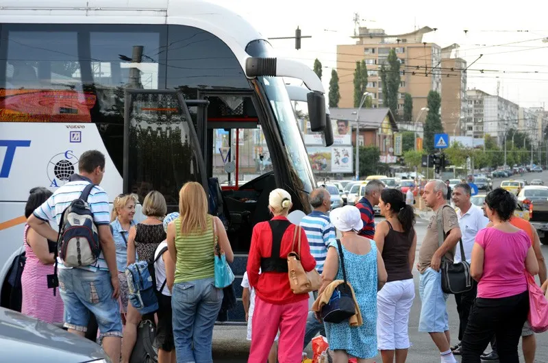 Turismul a înregistrat creșteri în aprilie, românii au plecat în număr mai mare în străinătate