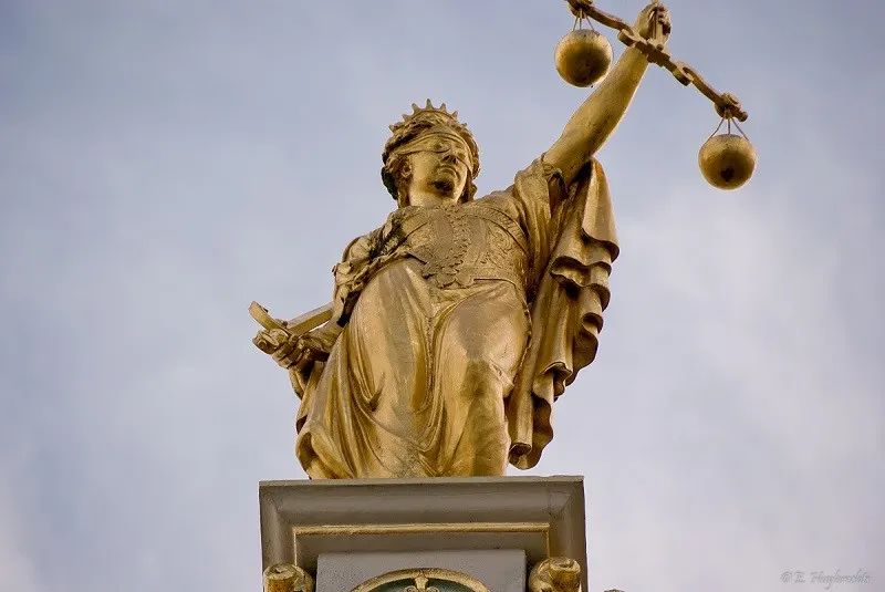 România trimisă în judecată pentru neaplicarea Legii spălării banilor