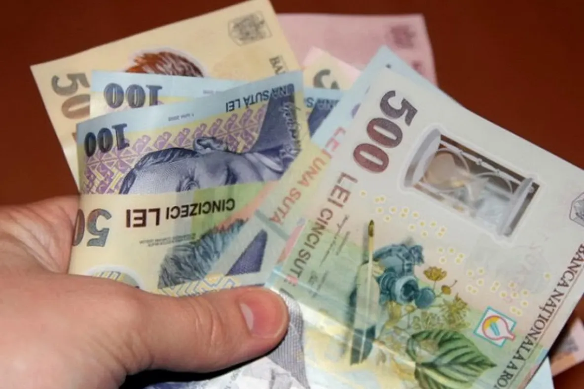 Pensiile românilor au bătut pasul pe loc în al doilea trimestru. La fel și puterea de cumpărare - datele OFICIALE ale INS