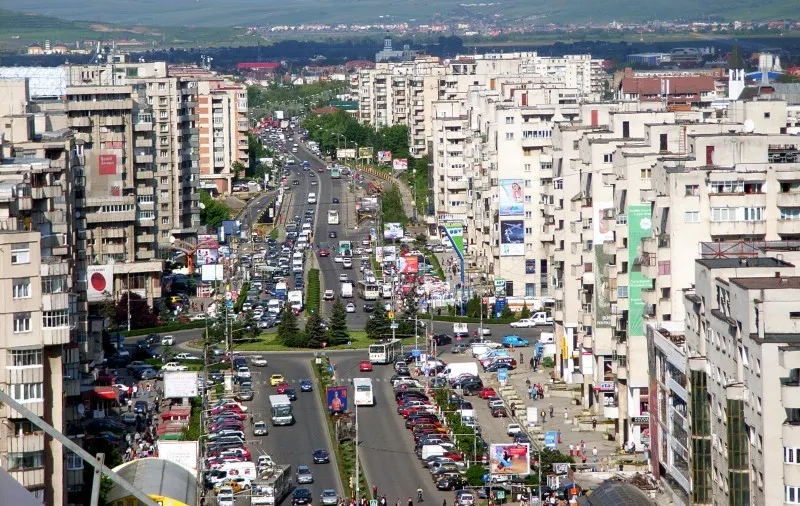 - REVISTA PRESEI - Cu preţuri la imobiliare în creștere, piaţa este mai ieftină cu 38% decât în criză