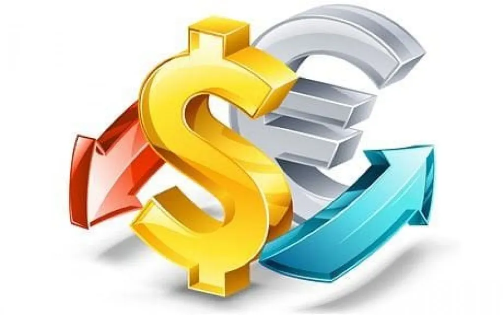 Dolarul trece de pragul de 4 lei, în timp ce euro scade ușor