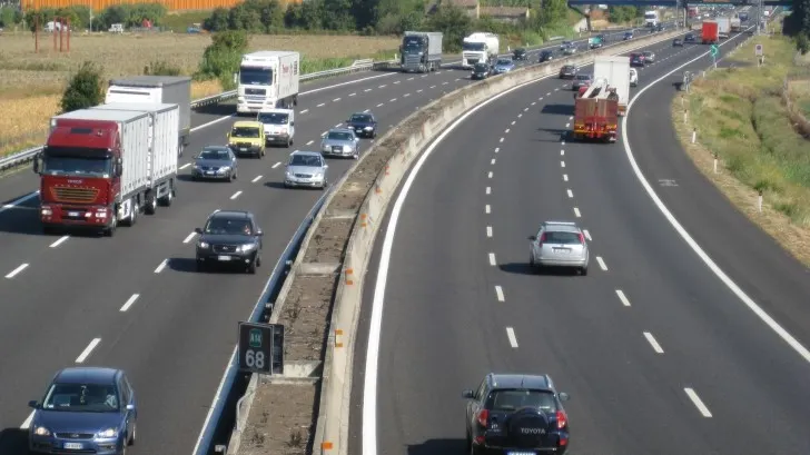 Procente care dor: Cheltuim mult și realizăm infim la capitolul infrastructura de transport