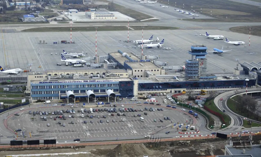 Uniqa Asigurări va furniza servicii Companiei Naționale Aeroporturi București