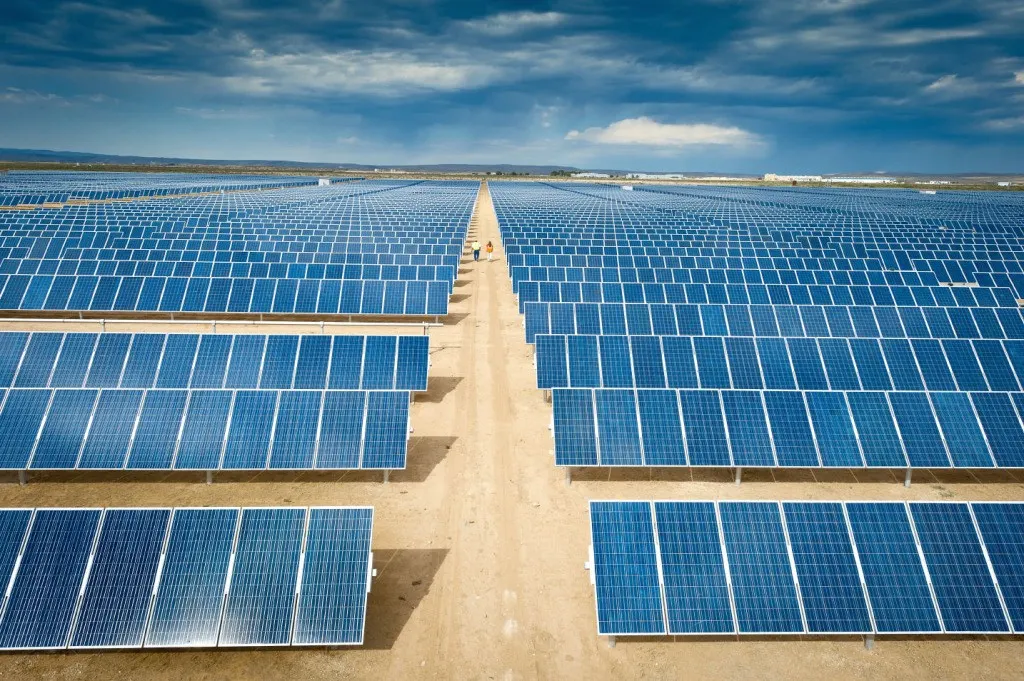 China scapă din 3 septembrie de măsurile antidumping la exporturile de panouri solare