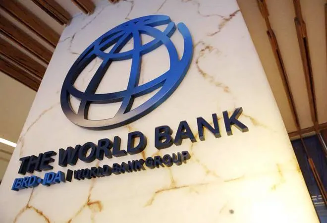 Banca Mondială către România: Acestea sunt pericolele care stau la pândă