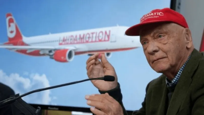 Compania aviatică a unui mare de pilot de Formula 1 va opera de la 28 oct, în regim low-cost, zboruri directe spre Viena