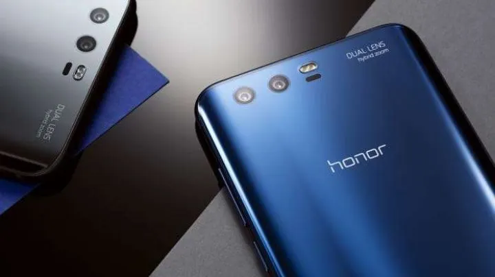 Un brand pentru ”bravi” intră din octombrie pe piața smartphone