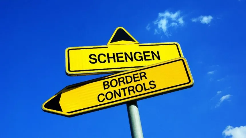 Bulgaria va adera la Schengen anul viitor; România mai stă pe tușă
