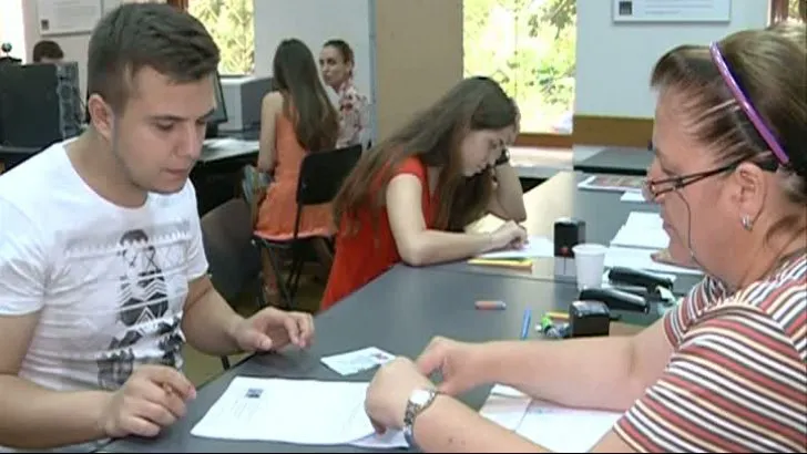 Concurs antreprenorial pentru liceeni. Premii: burse de peste 50.000 euro
