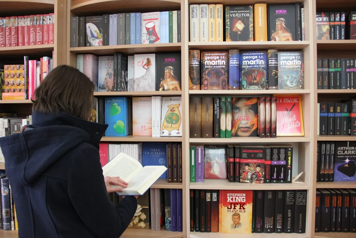 Angajații pot primi carduri culturale în valoare de 150 lei pe lună