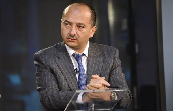 Noul consilier economic al premierului vrea OUG pentru schimbarea "Ordonanței lăcomiei"