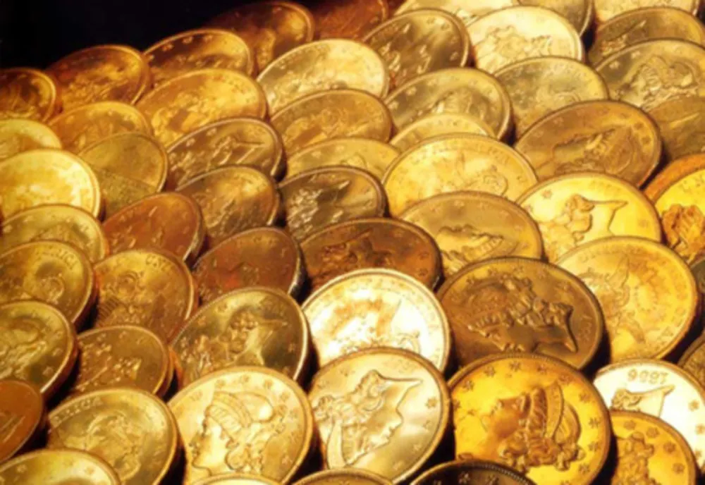 Preţul aurului a crescut semnificativ luni. Investitorii sunt din ce în ce mai interesaţi de metalul galben