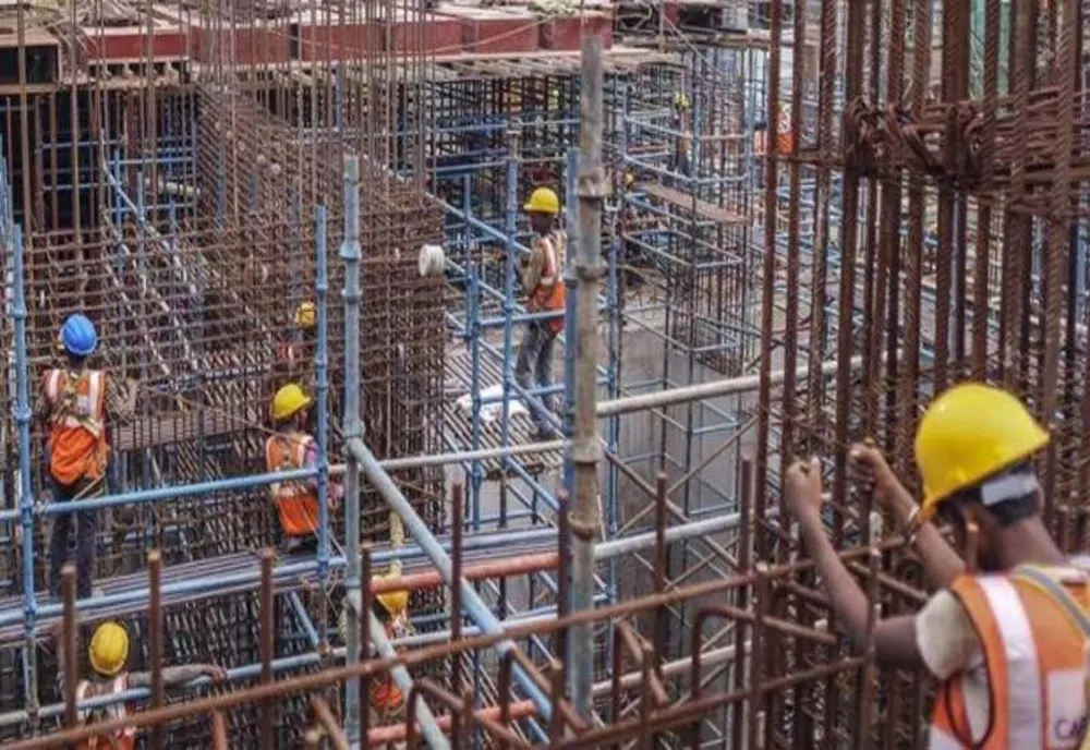 Investițiile în piața imobiliară, la jumătate față de anul trecut, după primul trimestru