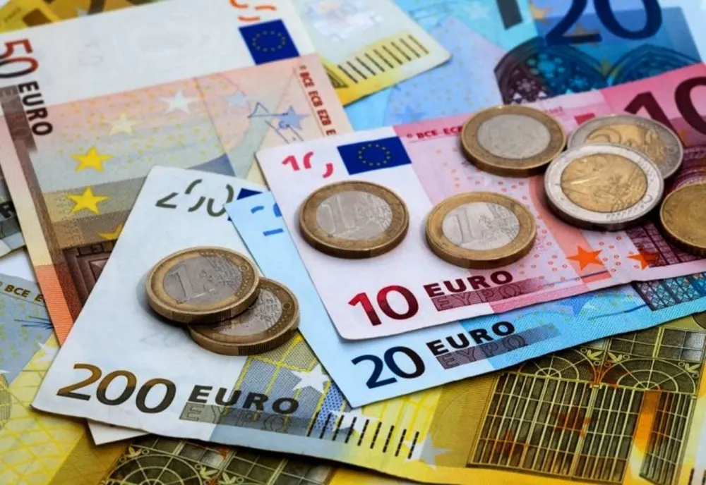 Rezervele valutare ale BNR au urcat la 33,795 miliarde de euro, la finalul lunii octombrie