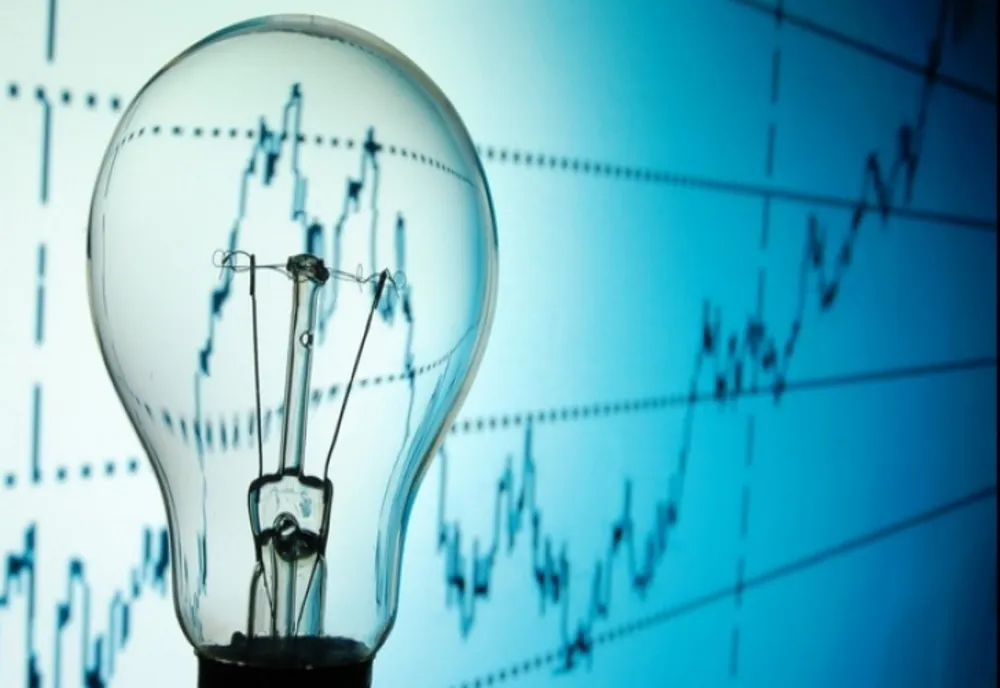 SCANDAL la coadă pentru contractele de energie electrică