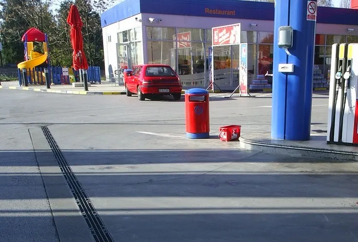 VIDEO Cum profită benzinăriile de pandemie: Produse vândute la SUPRAPREȚ