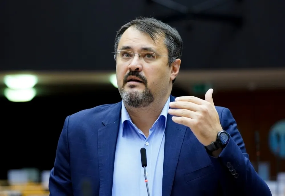 Cristian Ghinea, anunț despre banii din PNNR: ”PSD iar bate câmpii”