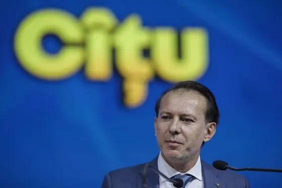 Florin Cîțu este noul președinte al PNL. Rezultate finale: Cîțu - 2.878 de voturi, Orban - 1.898