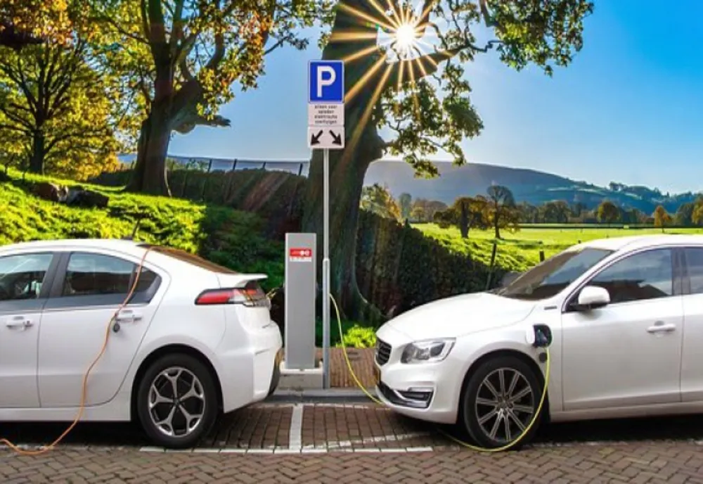 Vot în Parlamentul European: Lumină verde pentru interzicerea autoturismele pe benzină și motorină