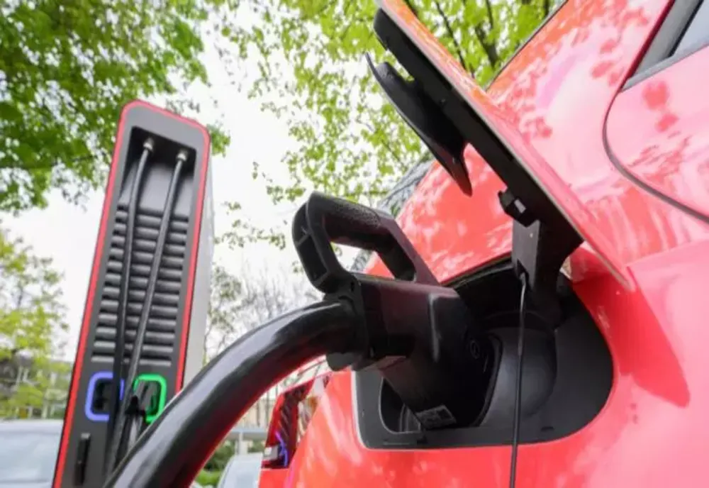 Taxe SUPLIMENTARE pentru mașinile electrice chinezești importate în UE. Când ar putea fi pusă în practică măsura?