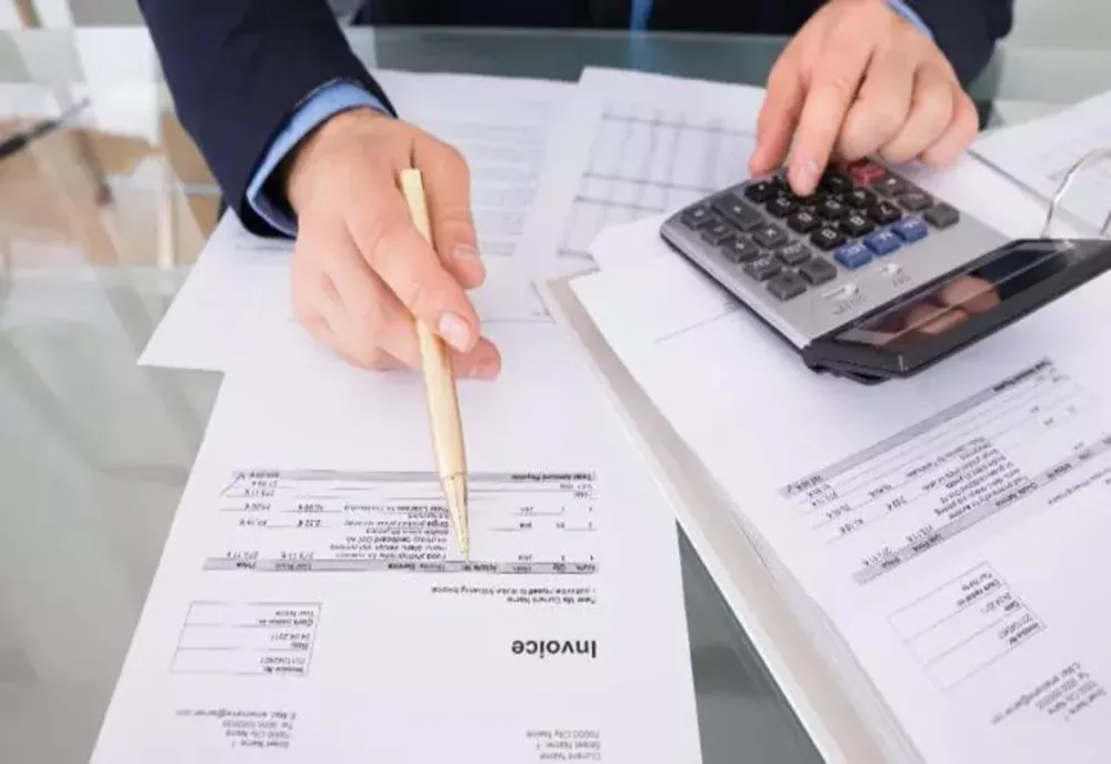 Raport devastator al Comisiei Europene. Firmele din România plătesc cel mai mare preț la energie din întreaga Uniune Europeană