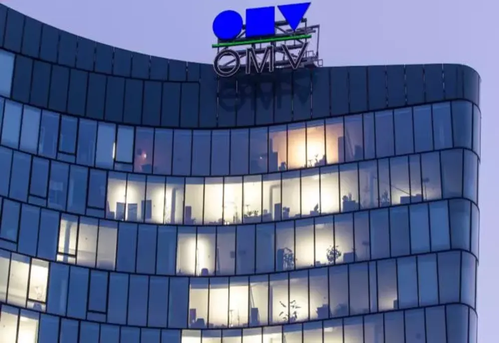 Încep restructurările la OMV Petrom. Aproape o mie de oameni sunt în pericol să fie concediați