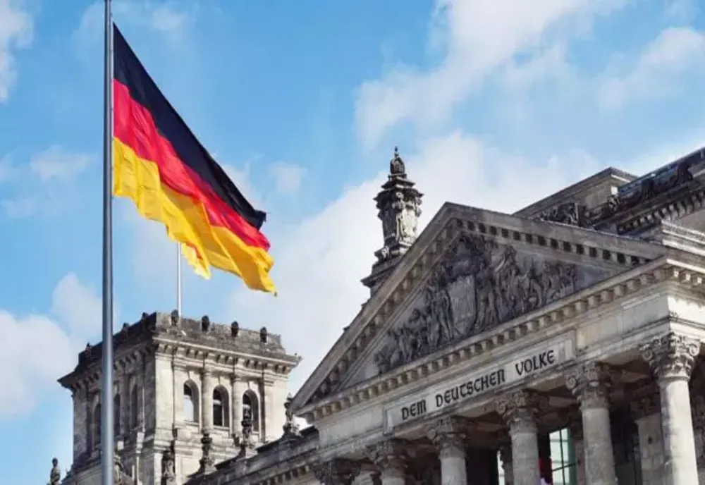 GERMANIA MAJOREAZĂ SALARIUL MINIM PE ECONOMIE 