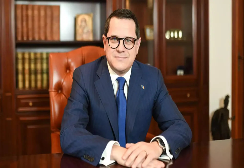 EDUARD HELLVIG, DESPRE ANOMALIA SECURITĂȚII: ”CINE E ÎN SPATE? NU SUNT EU, NU-MI DORESC!”