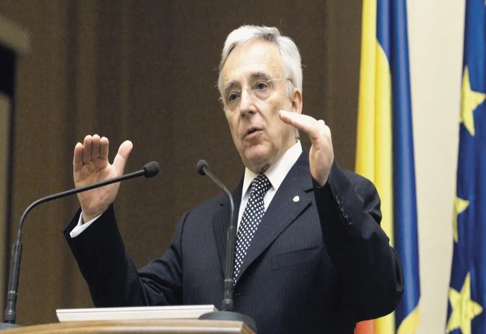 ROMÂNIA A RENUNȚAT LA ORIZONTUL DE ADOPTARE A EURO ODATĂ CU ȚINTA FISCALĂ, SPUNE MUGUR ISĂRESCU
