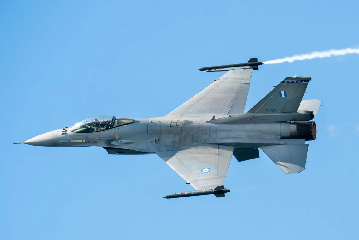 Dronă doborâtă de un avion F‑16 în zona Padina Buzău - SURSE. Val de mesaje Ro‑Alert în cinci județe