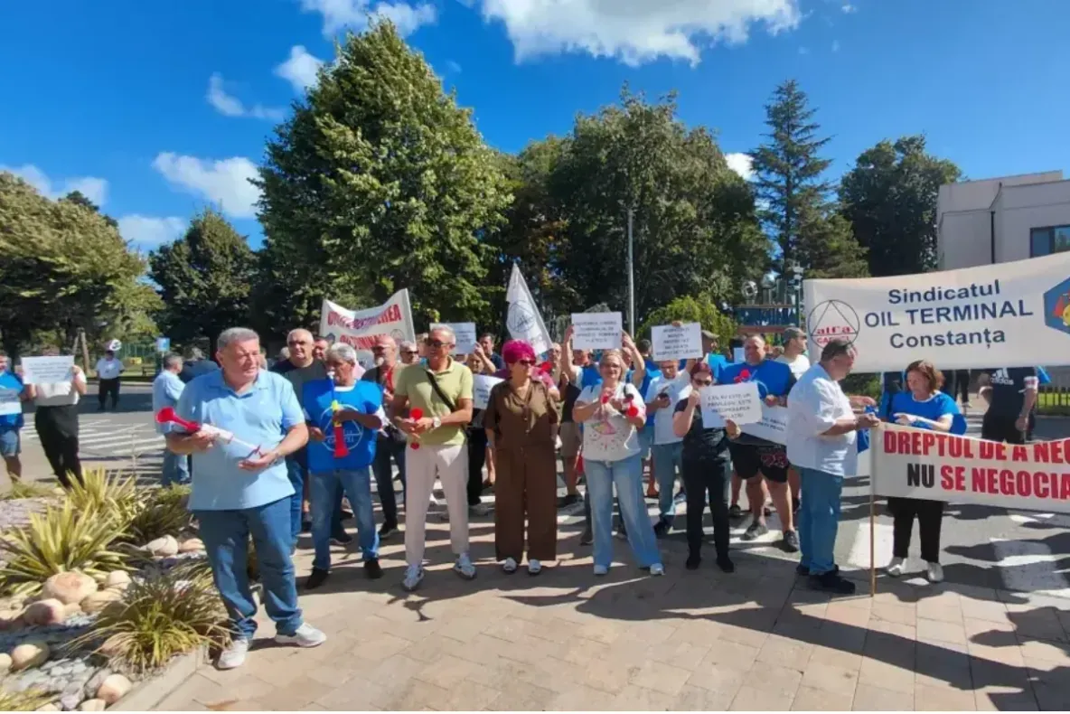 Greva generală bate la ușa Portului Constanța. Protest la Oil Terminal, pe 17 septembrie