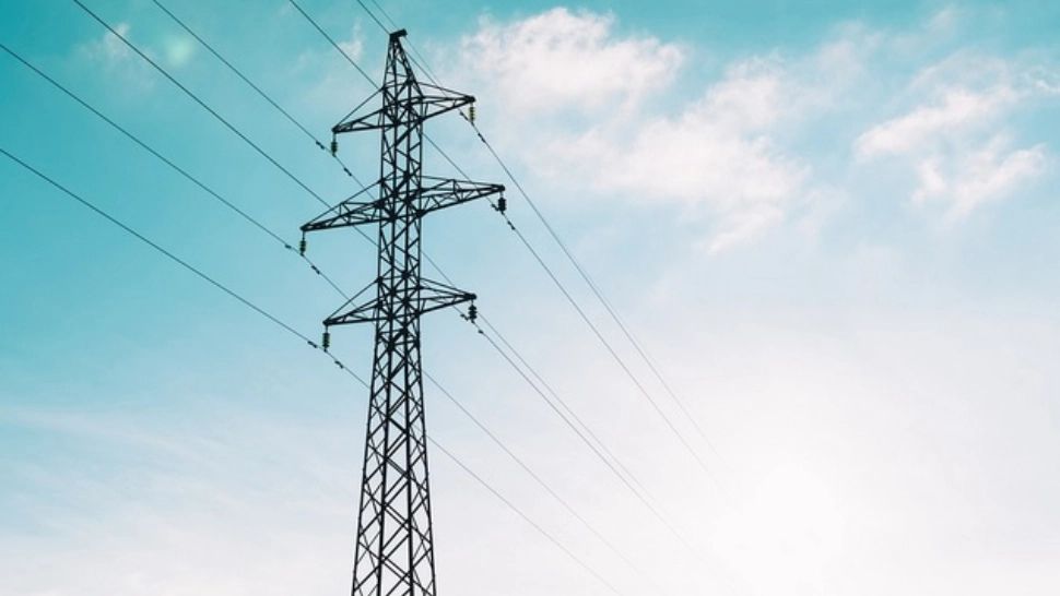 Slovacia amenință că va opri exporturile de electricitate către Ucraina