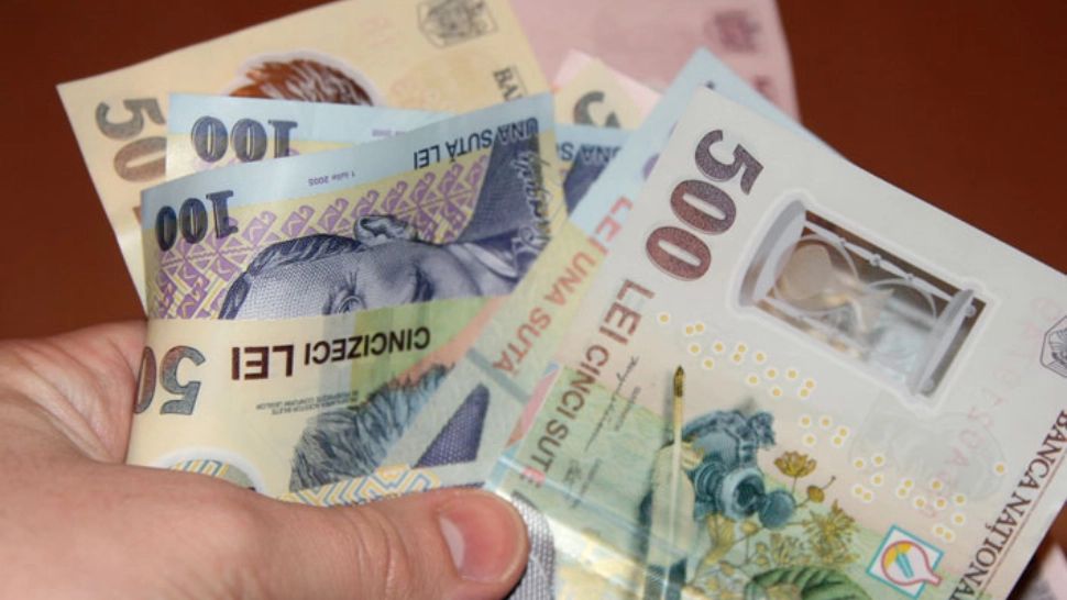 Cum se vor schimba salariile din sectorul public și când dispar o parte din sporuri
