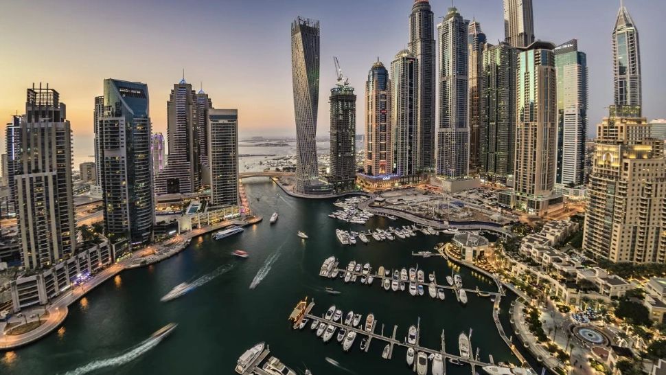 Fuga din Paradis: Bogătașii plătesc averi pentru a părăsi Dubaiul; cererea de zboruri private a explodat
