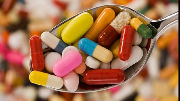 Deficitul comercial nu are leac. Importurile de medicamente cu mult peste exporturi