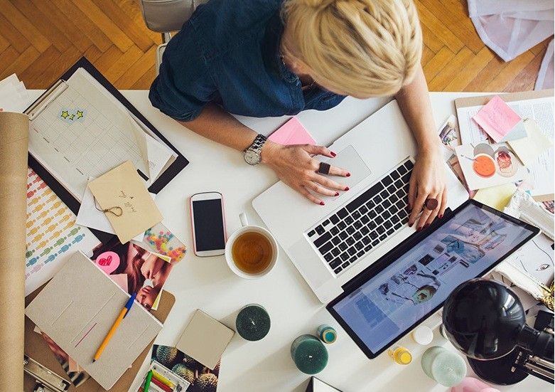 România urcă un loc la salariul minim din UE, dar taxează exagerat munca