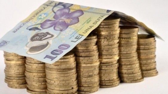 Deficitul comercial s-a adâncit după primele trei luni, din cauza creșterii alerte a importurilor