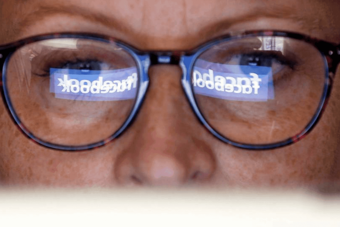 Scandalurile se țin lanț de Zuckerberg: chinezii din IT&amp;C au avut acces la datele utilizatorilor Facebook