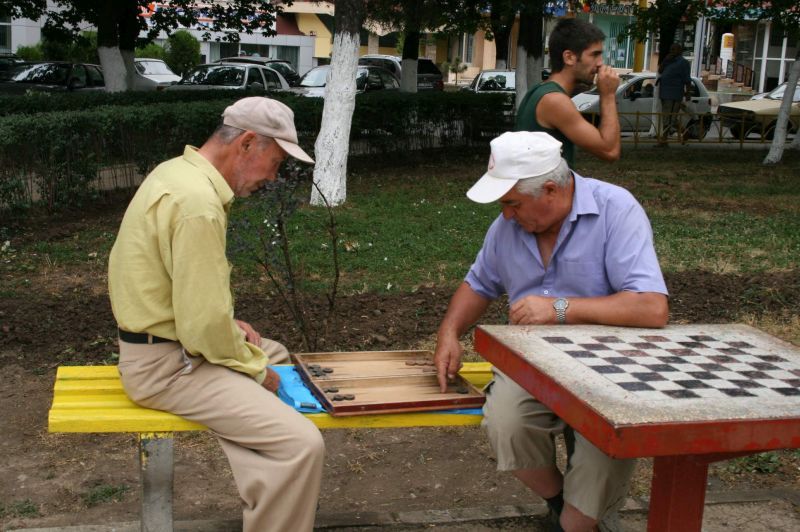 Punctul de pensie crește cu 10% de la 1 iulie. Deficitul bugetar se adâncește.