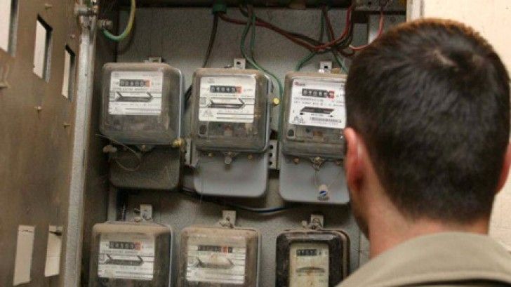 Valul de căldură a scumpit energia electrică cu 46% în doar 2 săptămâni