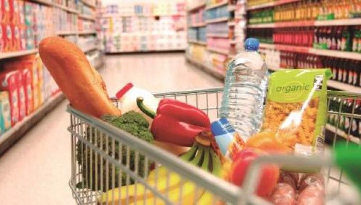 Amendă uriașă pentru hypermarketuri pentru că s-au înțeles la prețuri