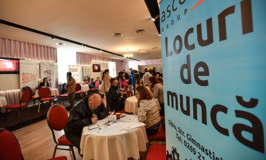 Criza crizei locurilor de mună:  Jumătate din oferta de joburi neocupate este pentru necalificați