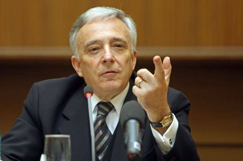 Mugur Isărescu, atac la Ministrul Finanțelor