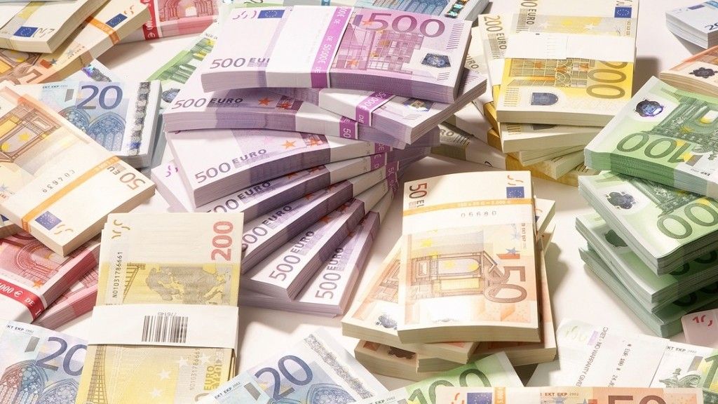 Rezervele valutare ale României au scăzut cu 388 milioane euro