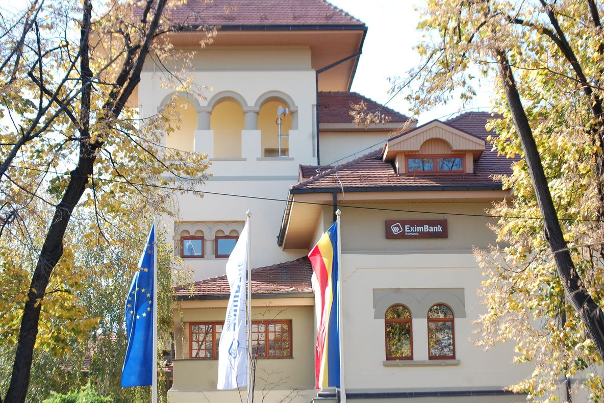 Tranzacţie spectaculoasă pe piaţa bancară din România